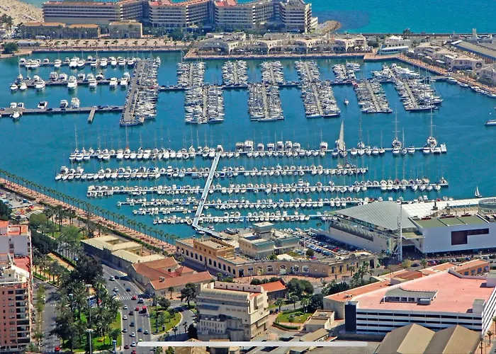 Barco Eiroa En Alicante, Real Club De Regatas Alicante